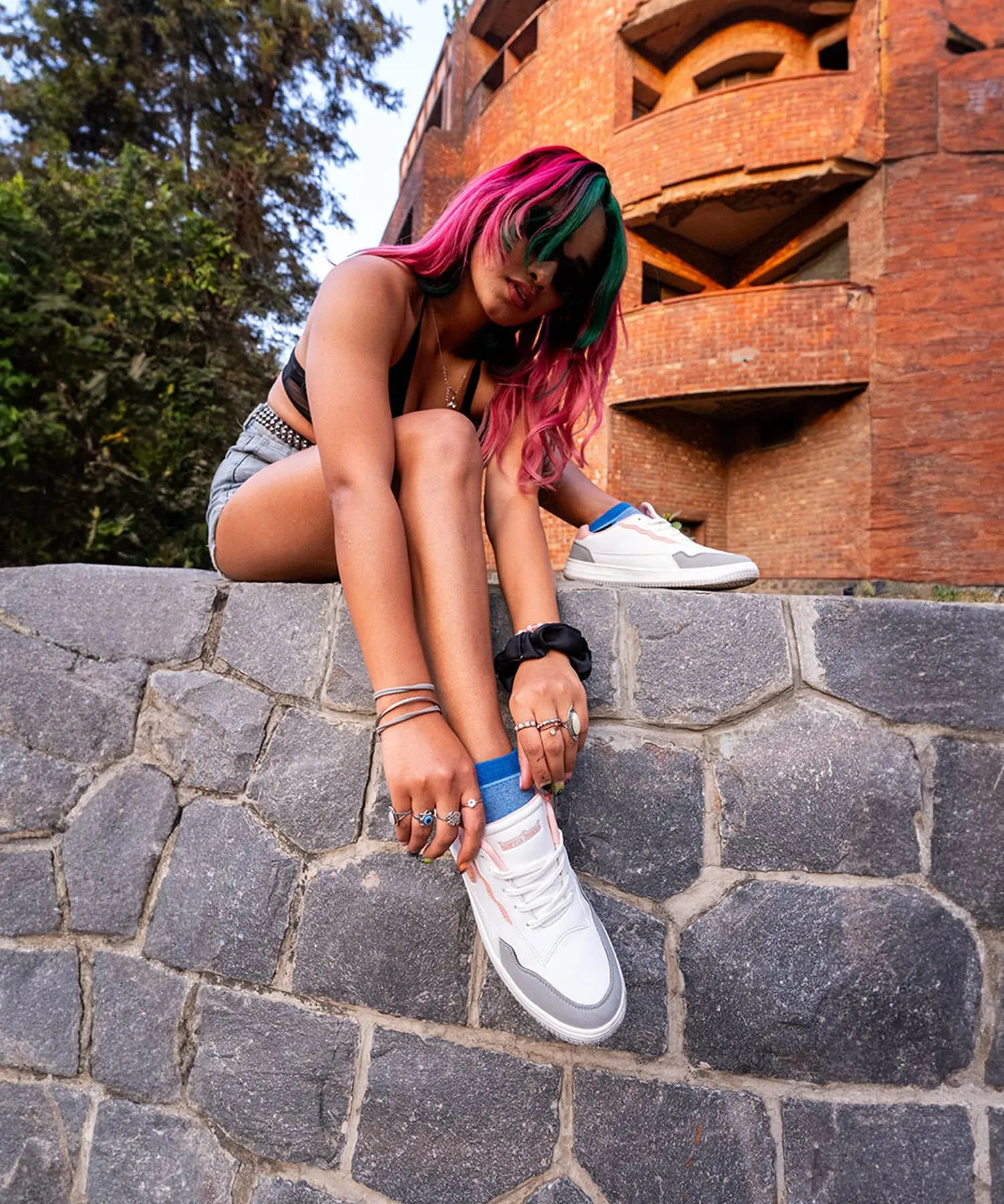 Good Training Shoes Bacca Bucci INFINITY Low Top Flat Sole Fashion Women's Sneakers