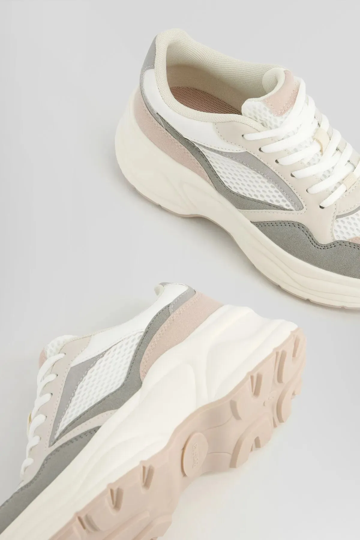 Bershka Women's Mesh Contrast Sneakers Vitality Running Shoes Discount