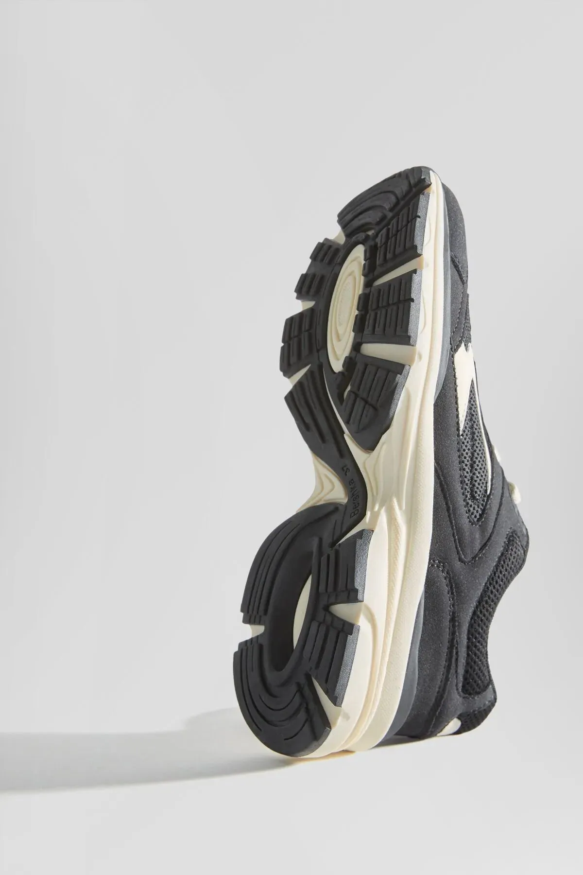 Gel-venture 8 Running Shoes Bershka Women's Mesh Contrast Sneakers