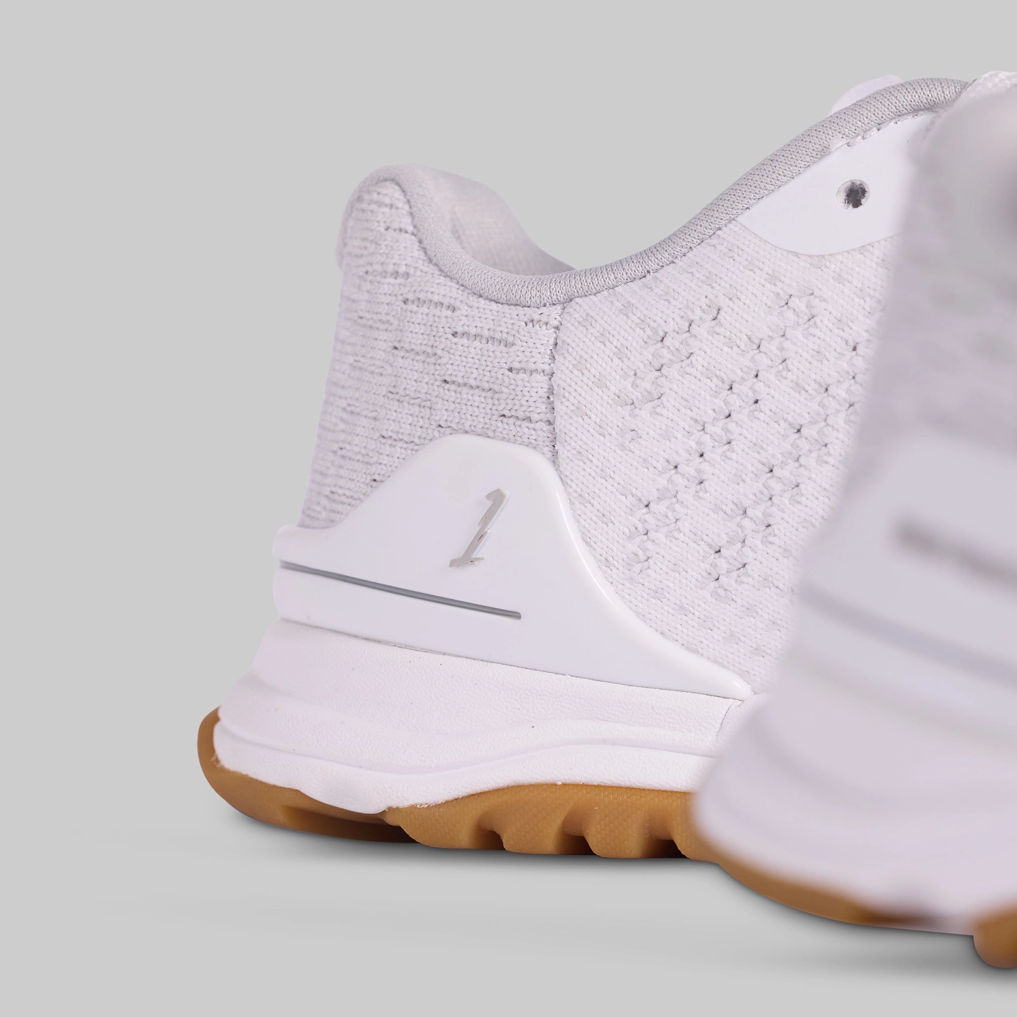 Women's Savage 1 (White/Gum) Running Shoes For Distance Runners