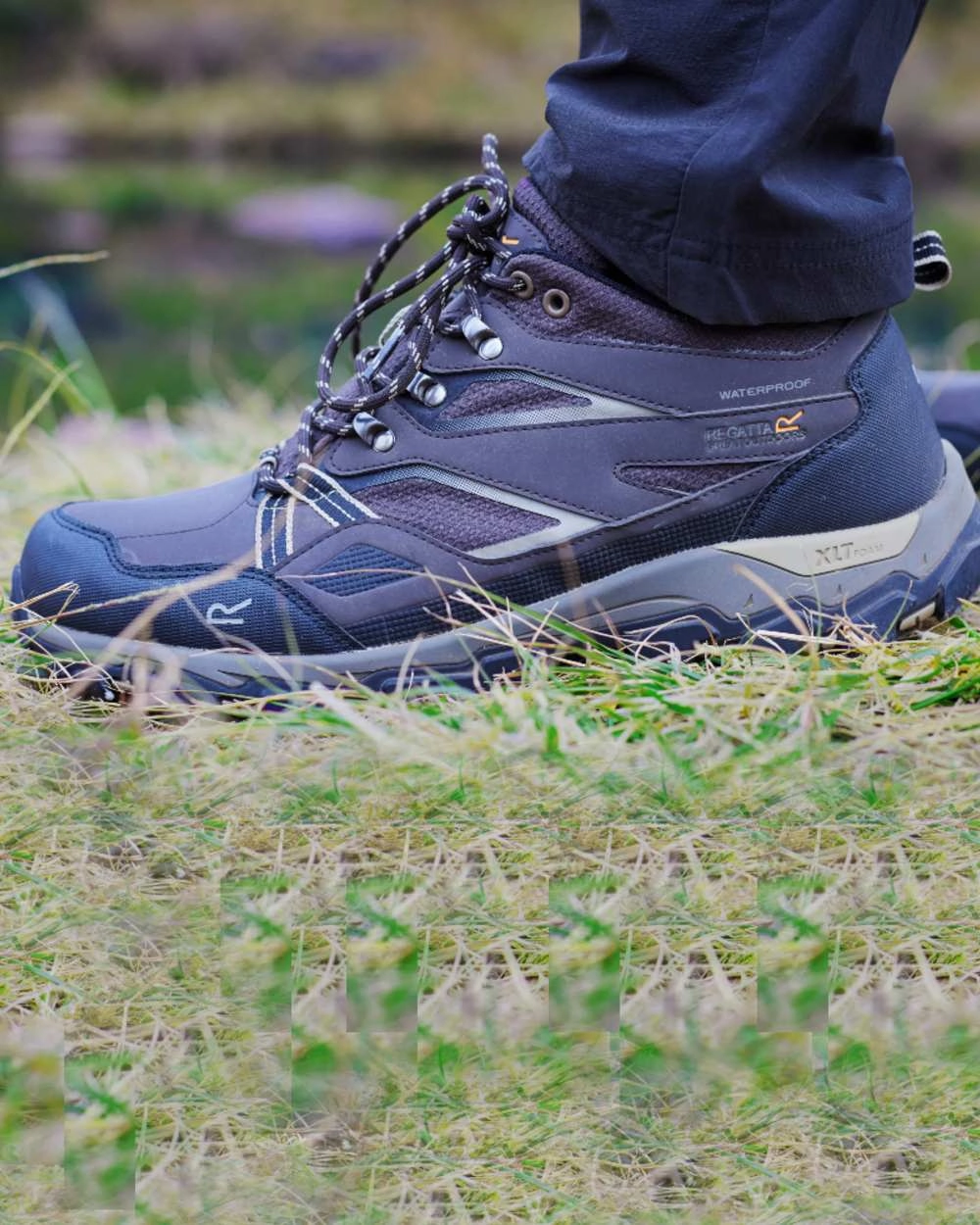 Regatta Mens Holcombe III Walking Boots Size 11 Hiking Shoes