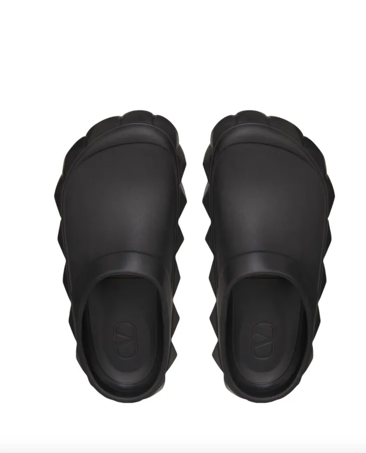 Valentino Garavani Roman Stud Turtle clog in rubber Sandals Style