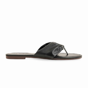 Casual Shoes To Wear With Kilt Black Casual Chappal For Women CL1962