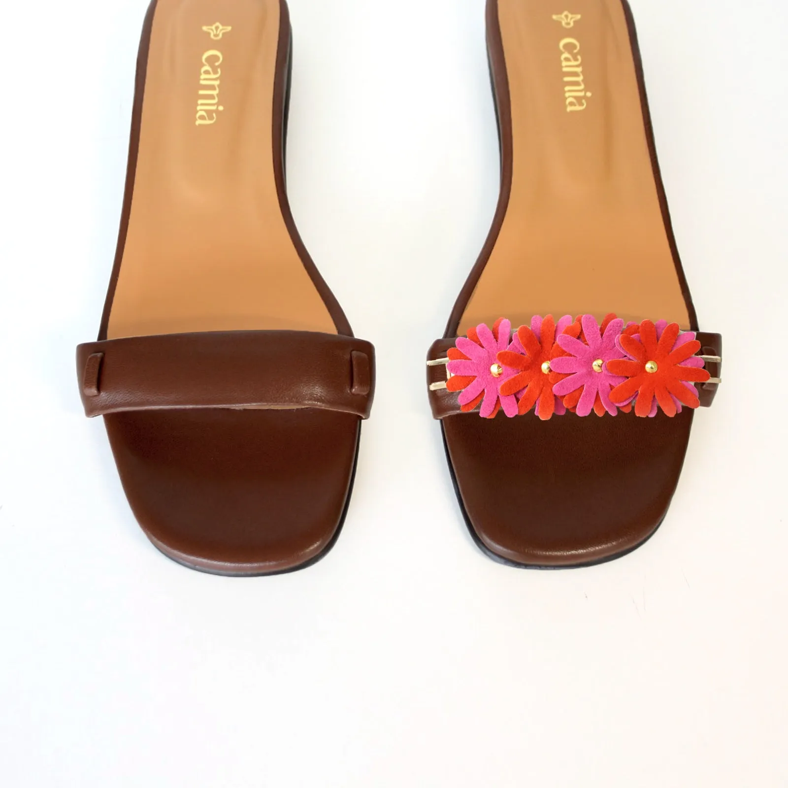 Chinese Laundry Flat Shoes Espresso Flat Swap Sandal Petit Garden Red