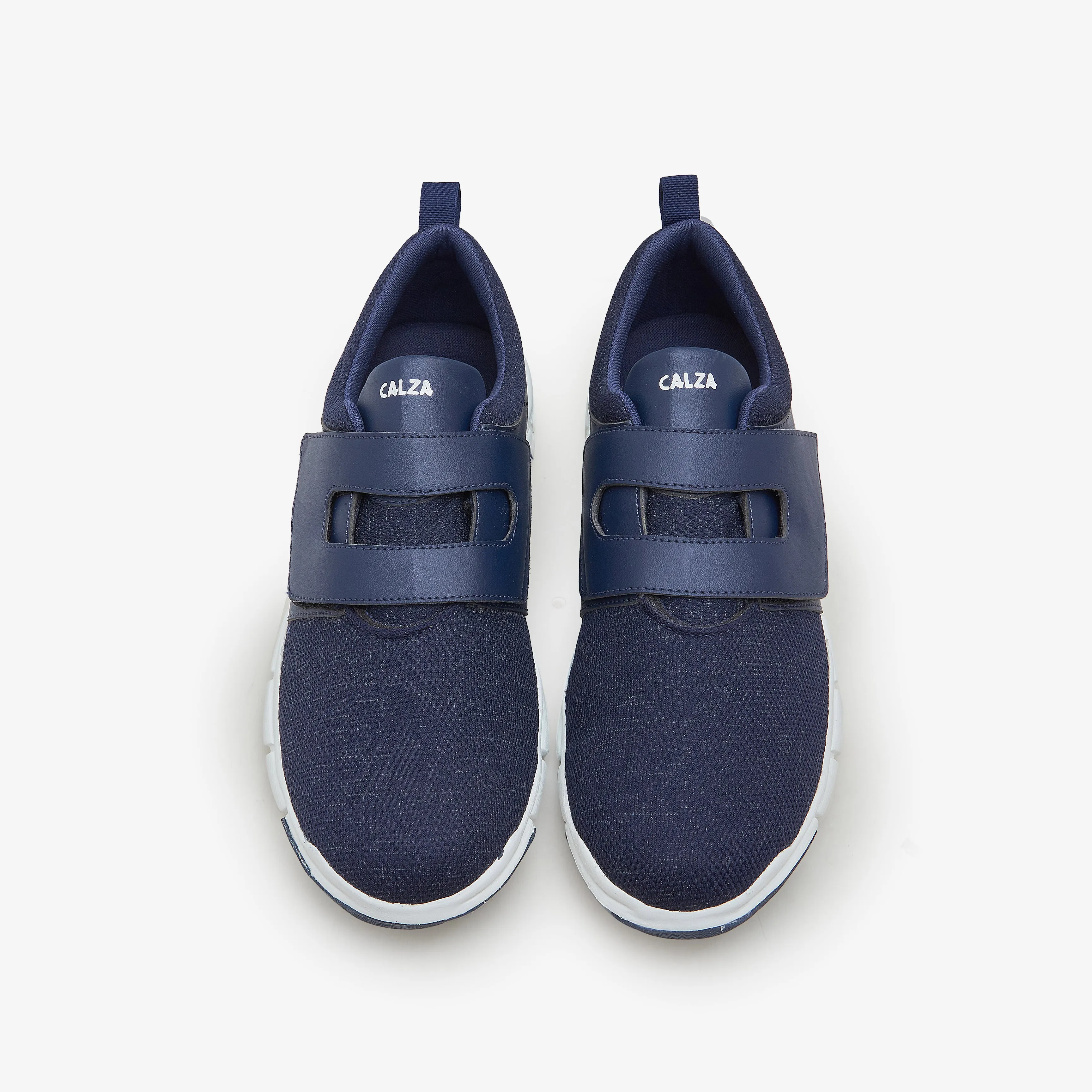 To Wear Walking In Europe Slip On Men's Mesh Walking Shoes