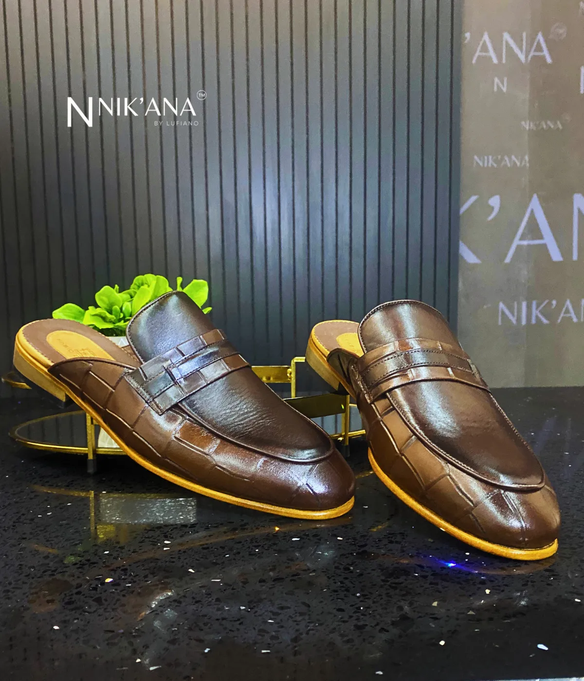 Sandals Saint Lucia FD002-Leather sandals - Brown