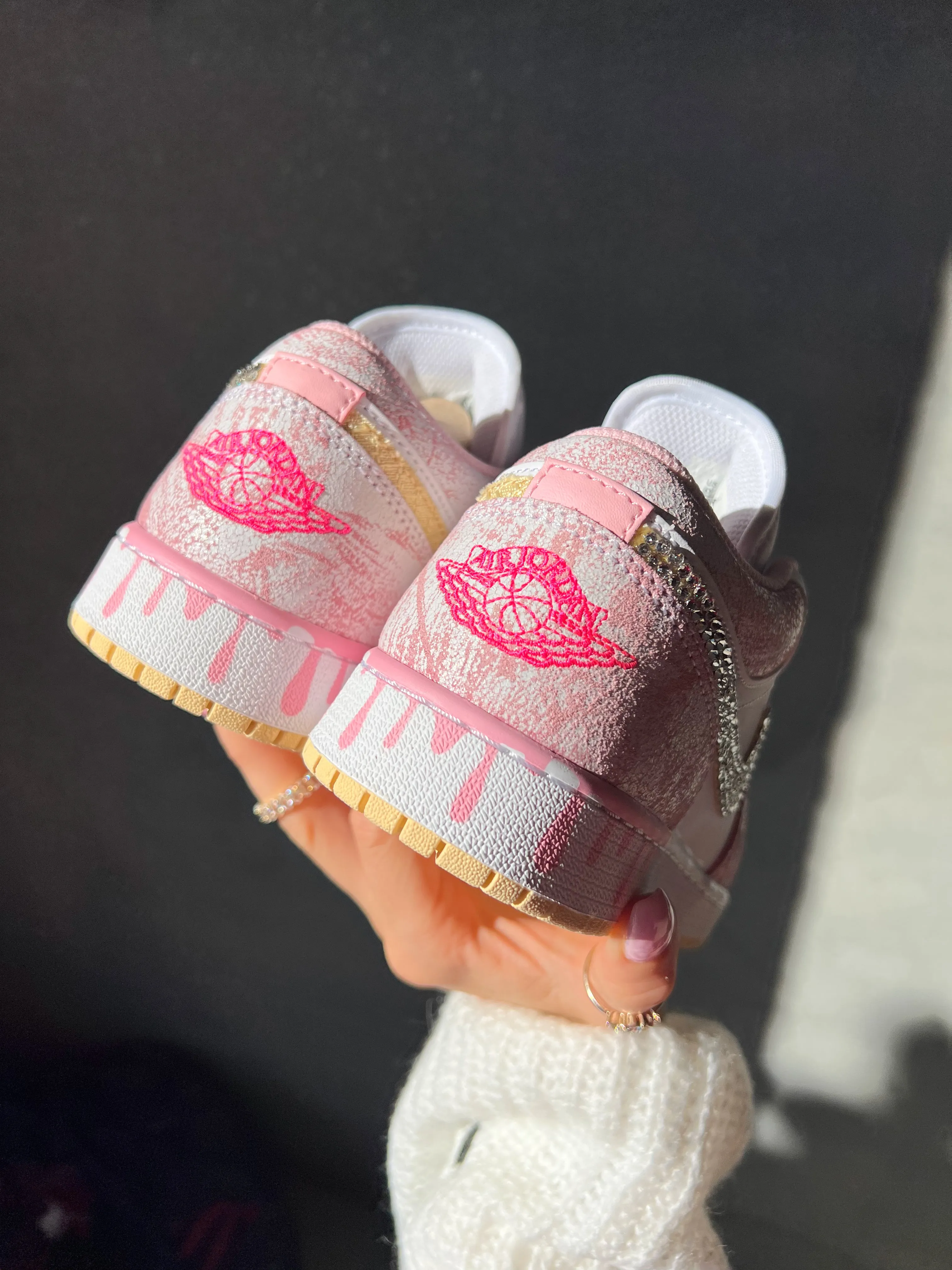 Adidas Coursecup Spikeless Golf Shoes Ice Cream Paint Swarovski Womens Air Jordan 1 Low Shoes