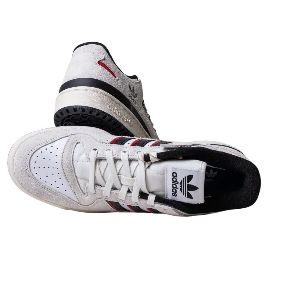 JP6094 Cry White Core Black Forum 84 Low Adidas Skateboarding Suede Shoes Adidas Shoes With Flames