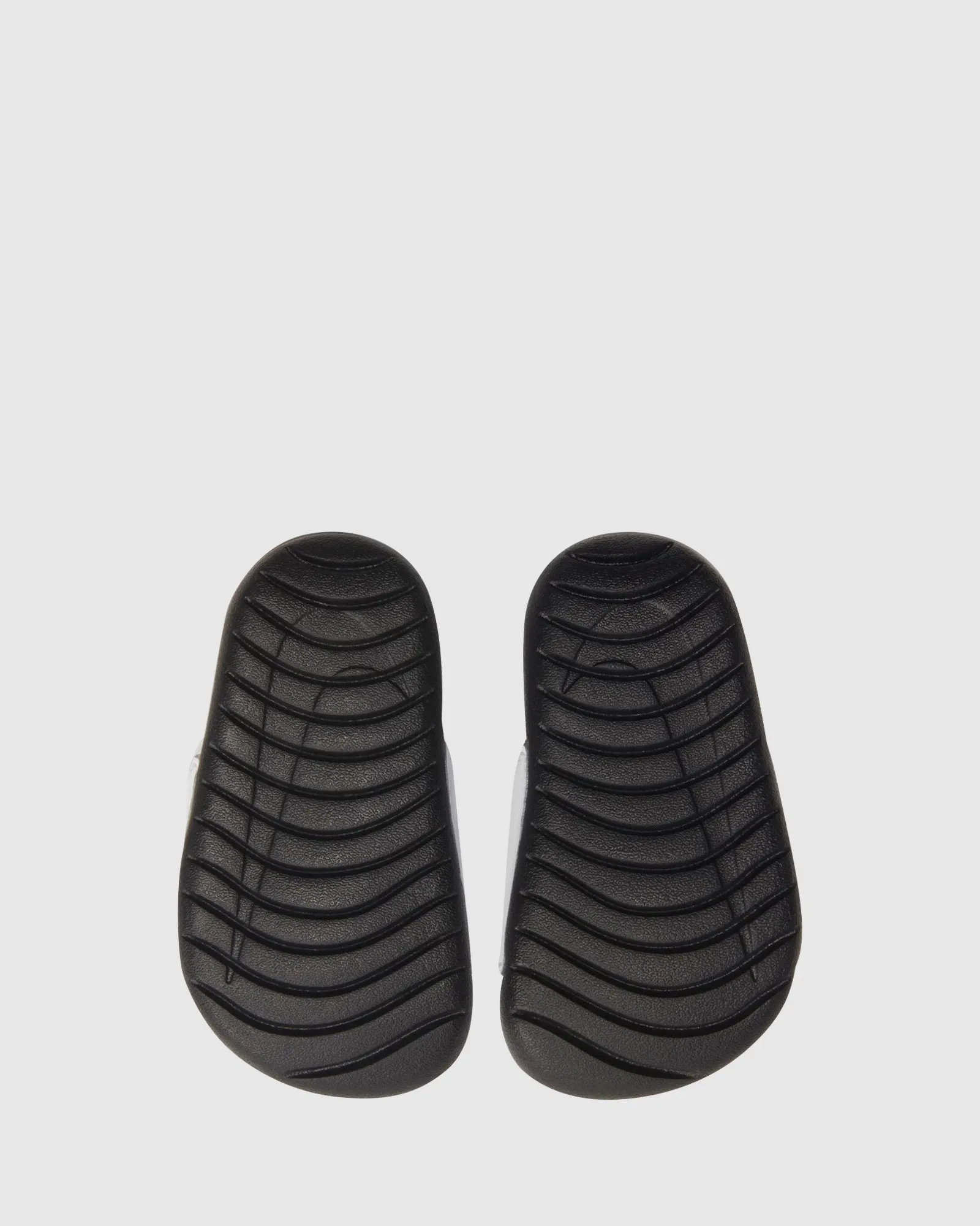 Brands Similar To Asics Kawa Infant White/Black