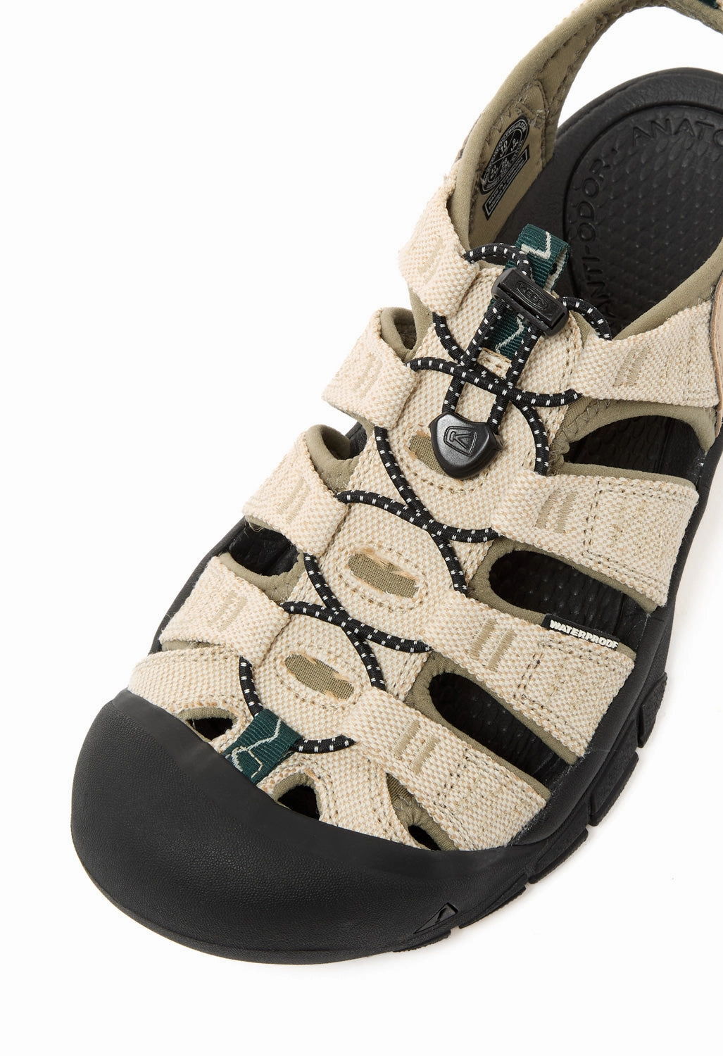 Best Hiking Shoes For Mud Keen x Gramicci Men's Newport Retro Sandals - Gramicci Hemp