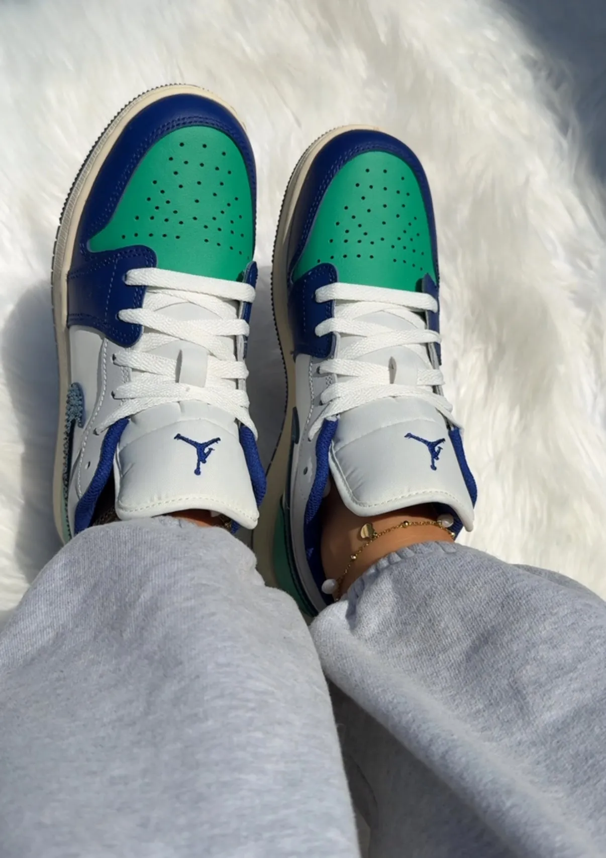 Banned Adidas Shoes NEW Blue & Green Swarovski Womens Air Jordan 1 Low Shoes