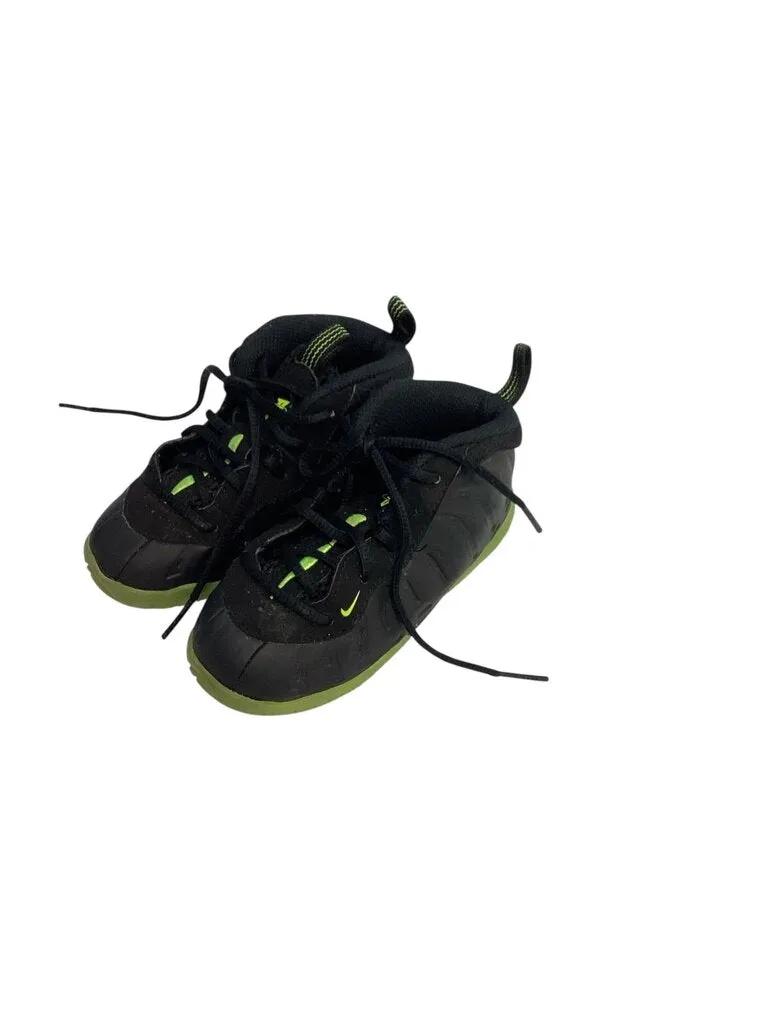 Womens Asics Gel Shoes Nike - 6.5