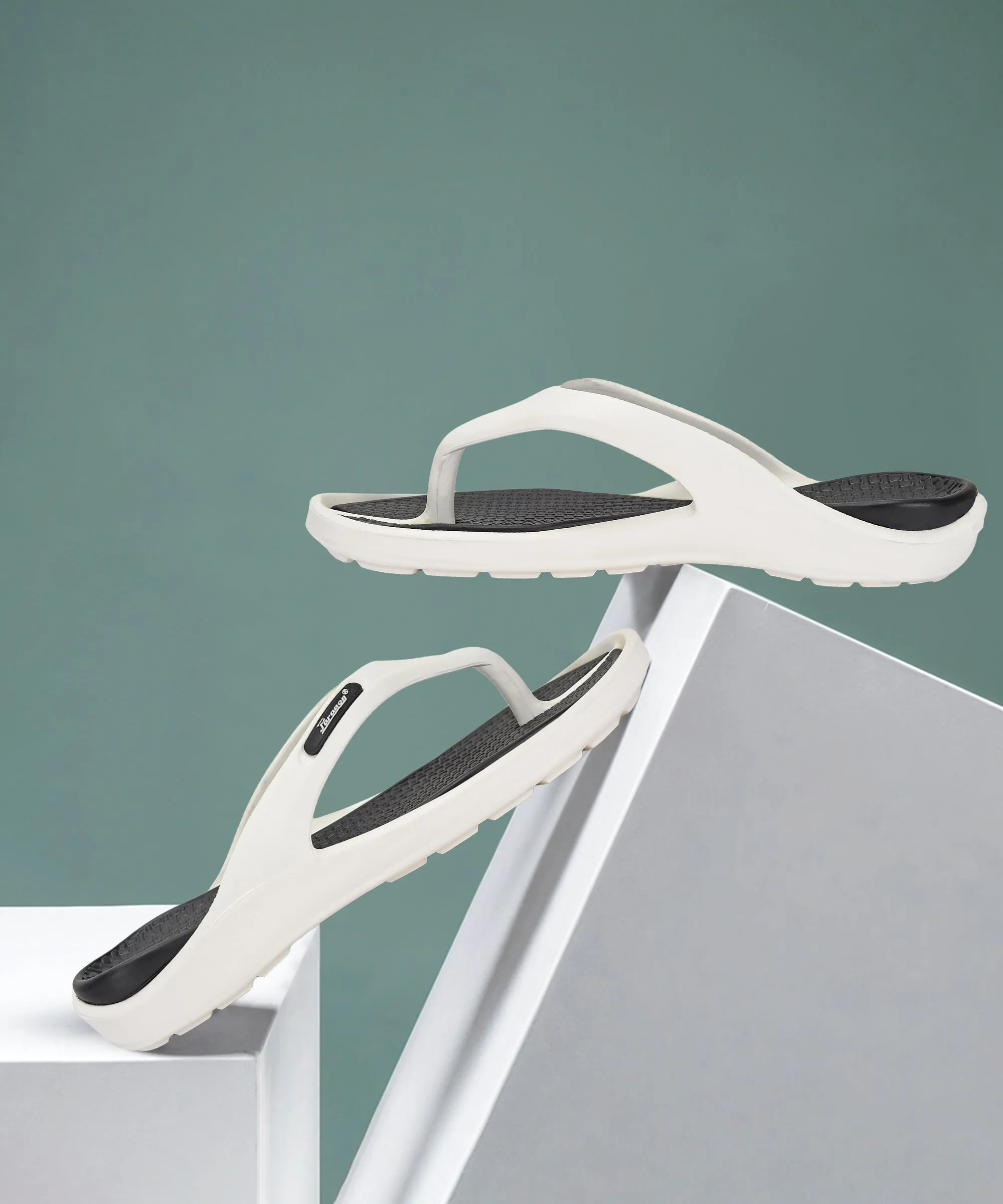 Paragon EVK3417G Men Slippers | Lightweight Flipflops for Indoor & Outdoor | Casual & Comfortable | For Everyday Use Light Purple Flip Flops