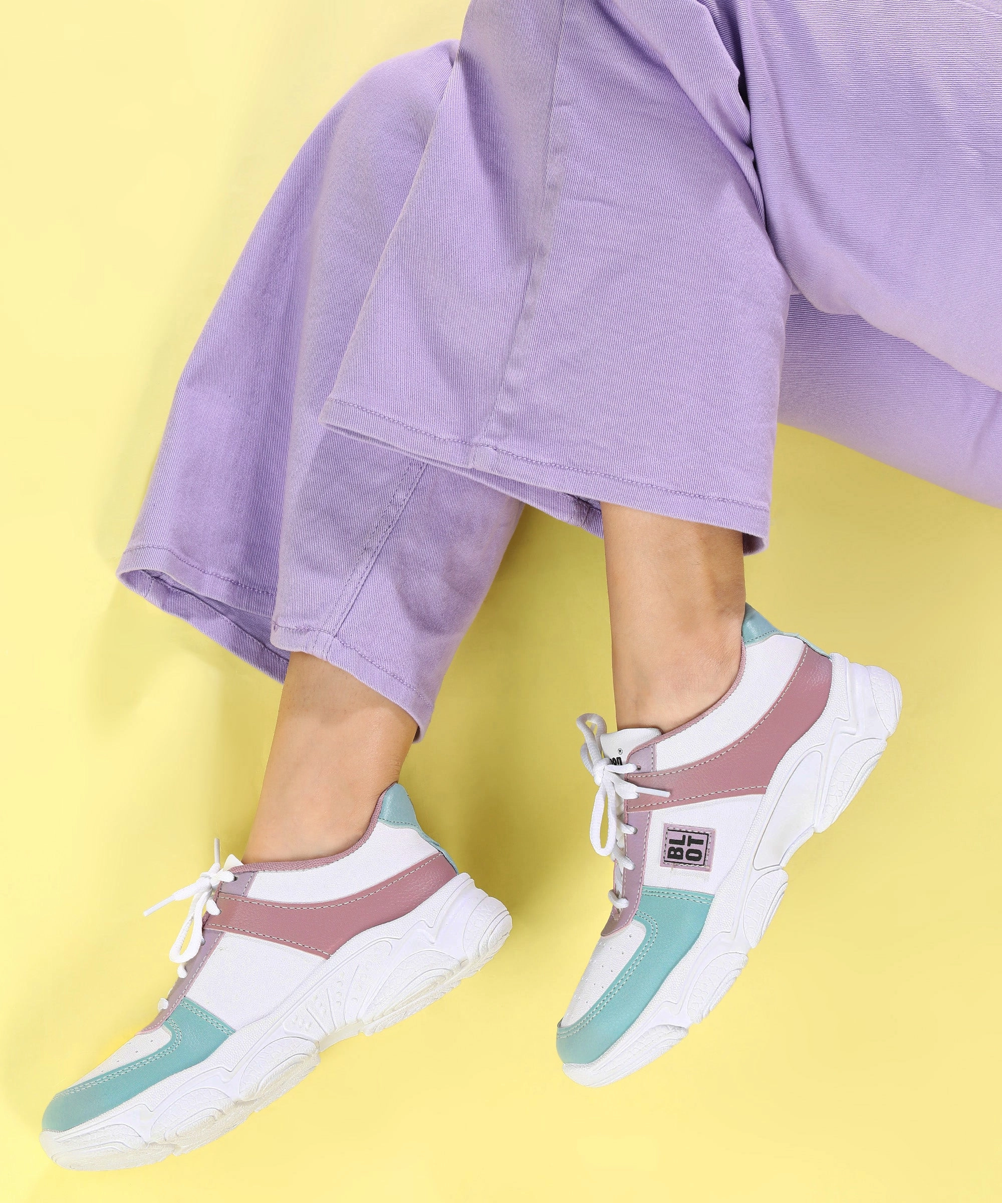 Paragon K1021L Women Casual Shoes | Sleek & Stylish | Latest Trend | Casual & Comfortable | For Daily Wear Atwood Lace-up Casual Shoes