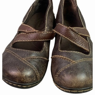 Clarks Shoes Womens 8M Brown Leather Slip On Strappy Loafers Best Casual Shoes To Wear With Leggings