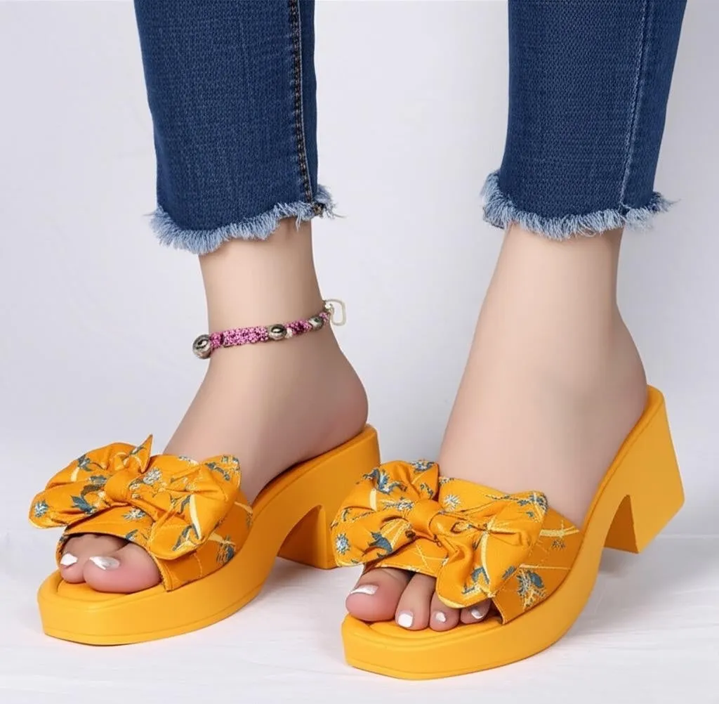 Waterproof Outdoor Shoe Storage Ideas Silk block heel