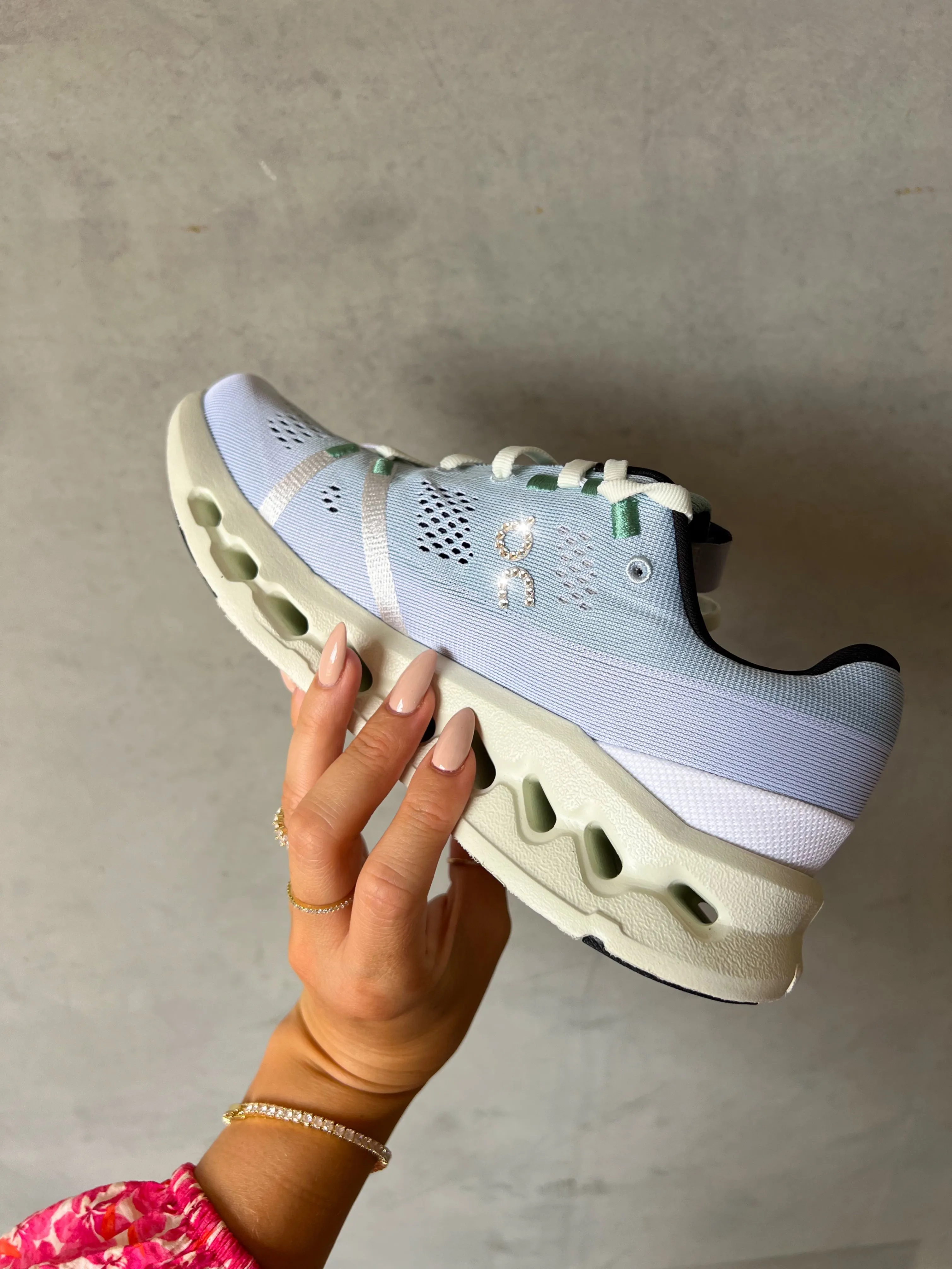 SIZE 7.5 Blue Ombre Swarovski On Cloudswift Running Shoes Best Affordable Running Shoes