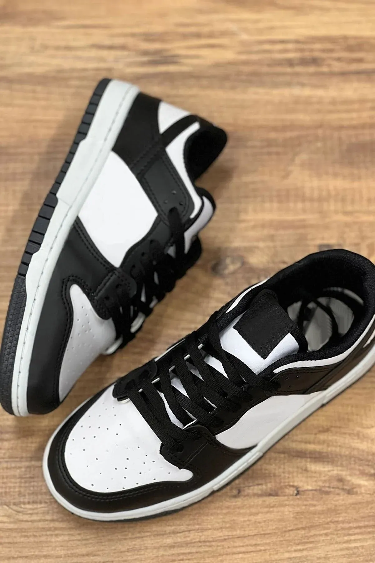 Sell My Sneakers Aleynashoes Women's Black White Sports Shoes