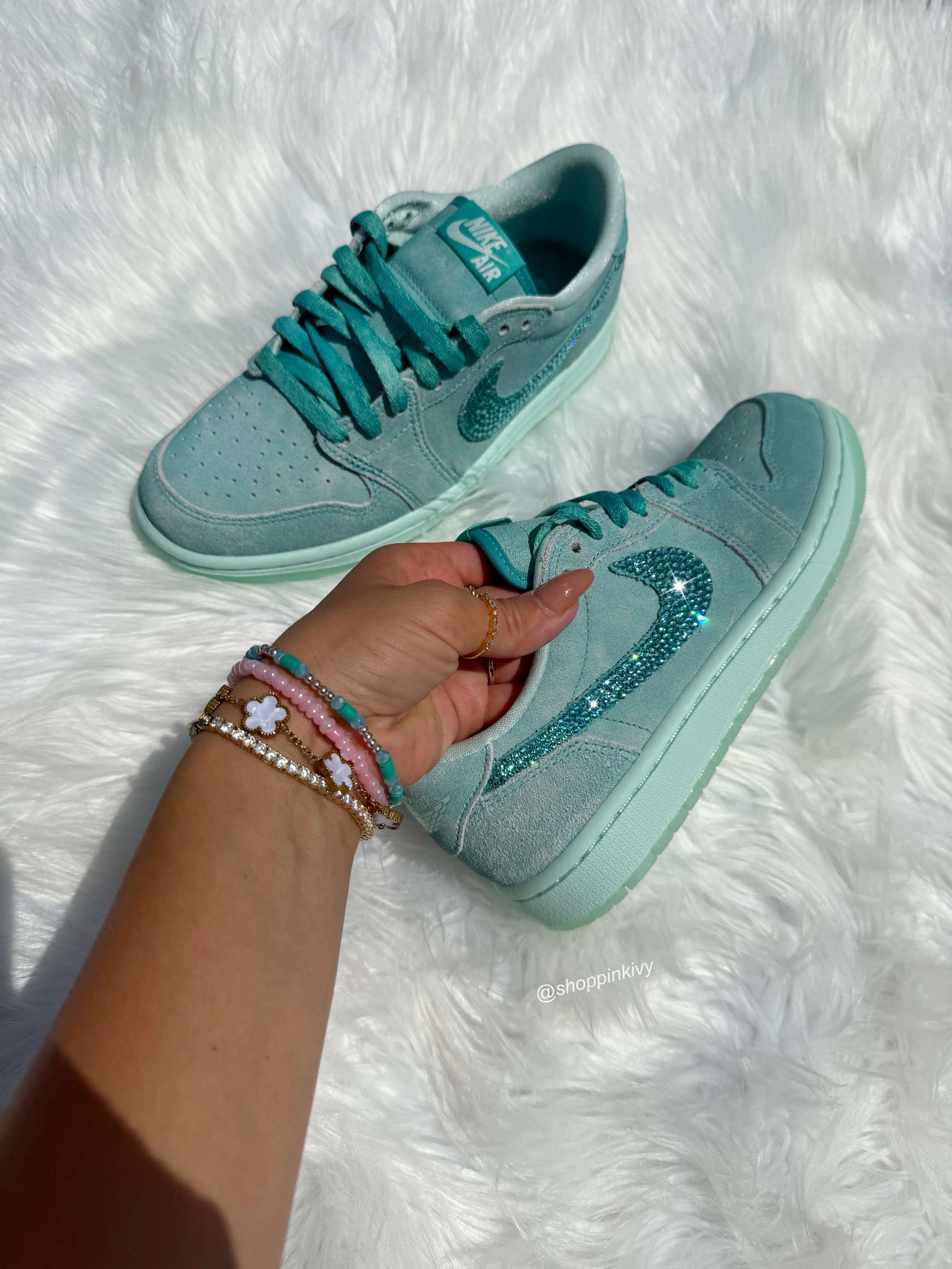 Adidas Sizing Shoe Special Edition Aqua Swarovski Womens Air Jordan 1 Retro OG Low Shoes