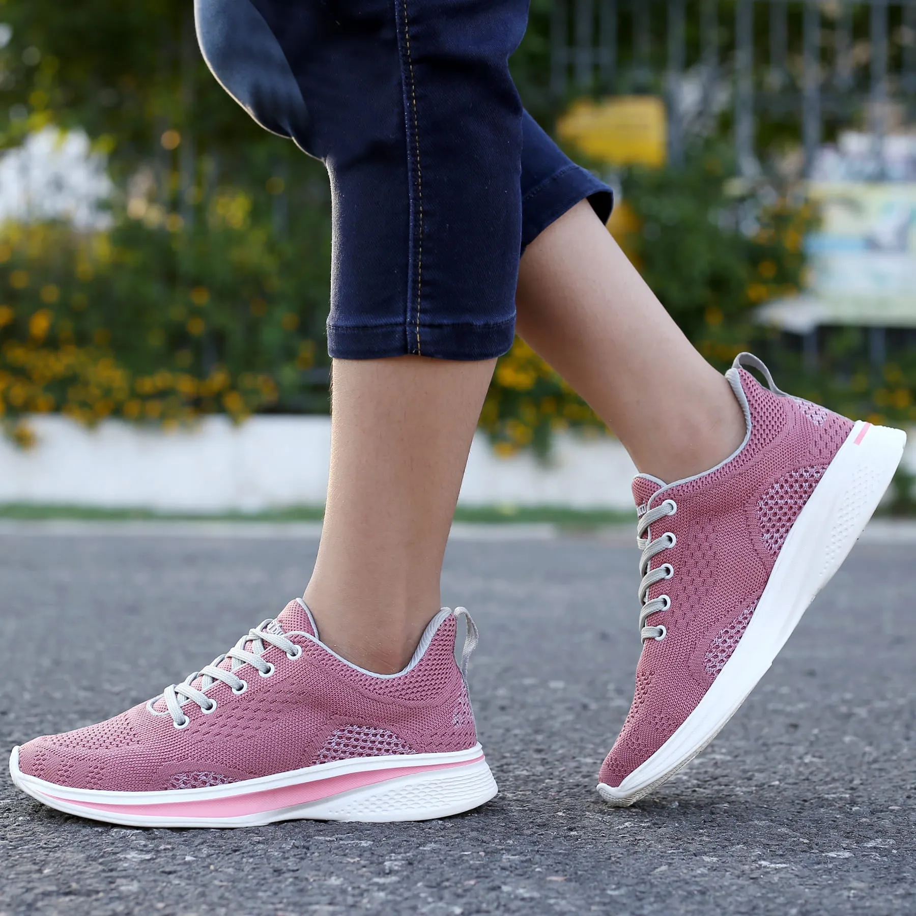 Bargain Running Shoes Bacca Bucci DETROIT Women Running/Walking/Training Shoes