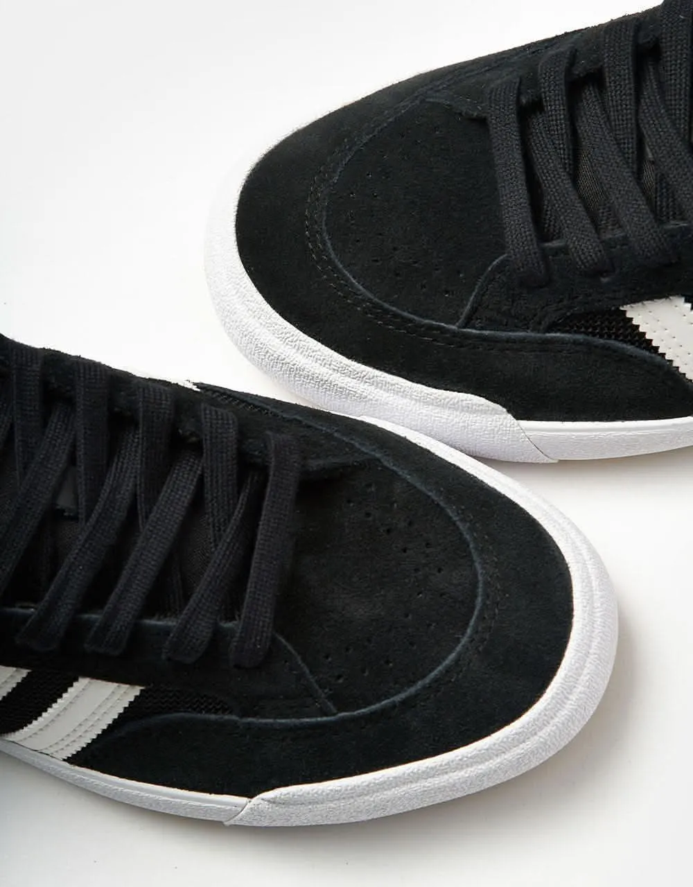 adidas Nora Skate Shoes - Core Black/Zero Metallic/Spark Adidas Tour 360 Golf Shoe