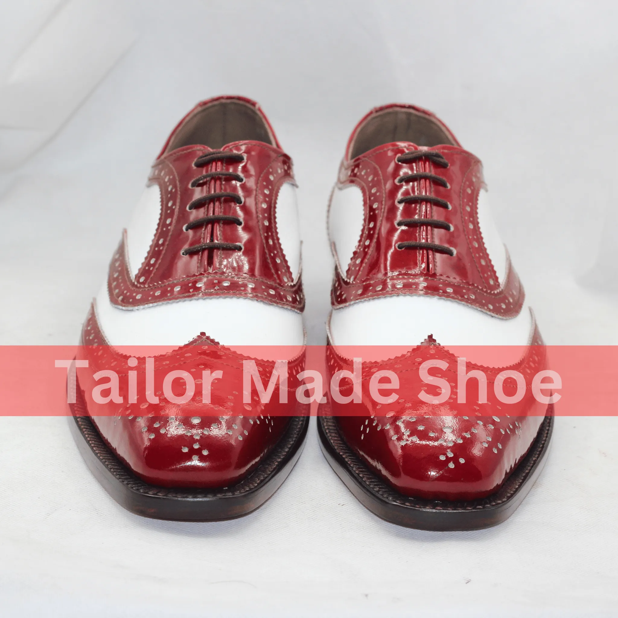 Best Police Boots Two-Tone Red and White Wingtip Oxford Shoes  Handcrafted Elegance Luxury Mens Brogue Shoes in Patent Leather
