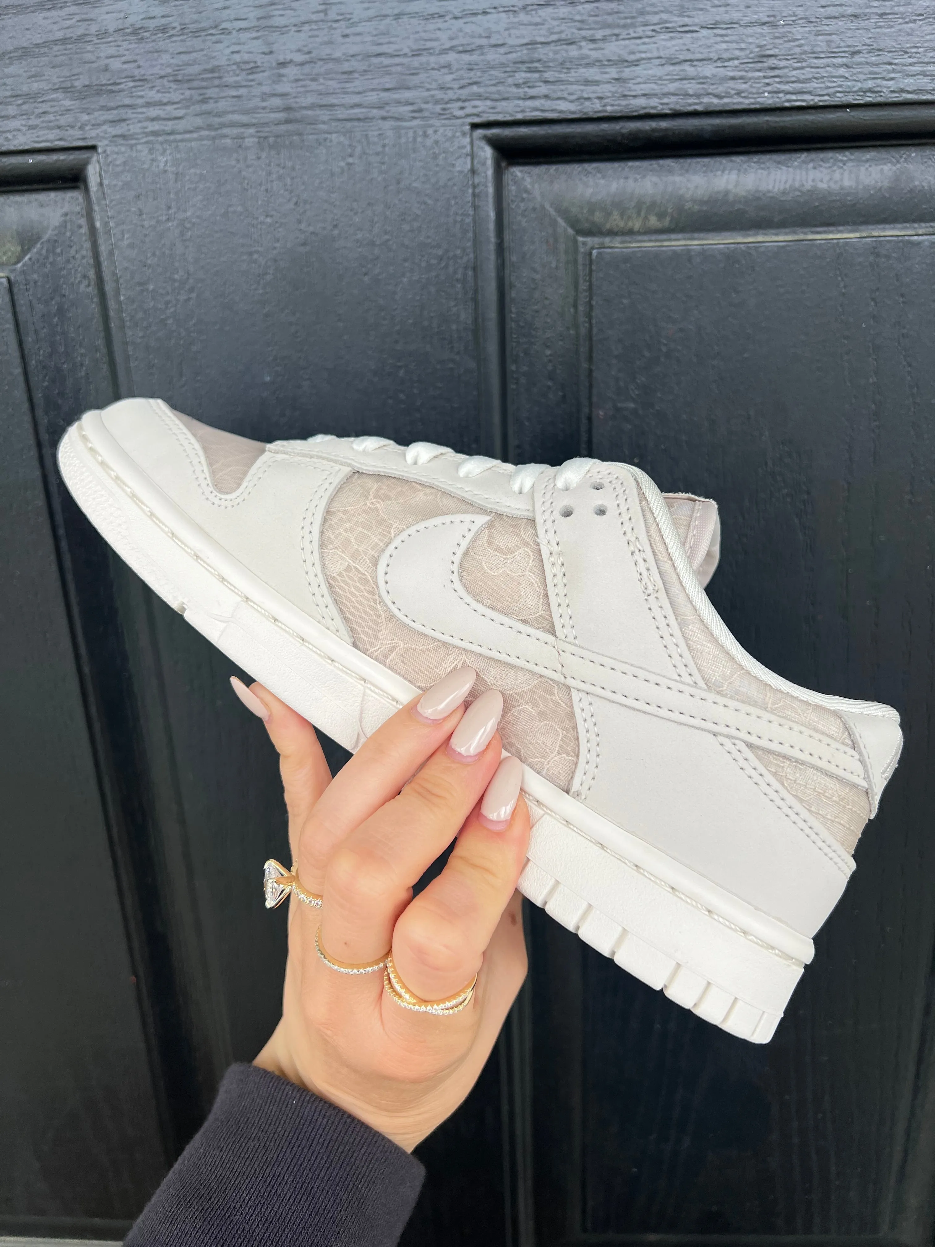 Adidas Bermuda Shoes Neutral Lace Special Edition Swarovski Womens Nike Dunk Shoes