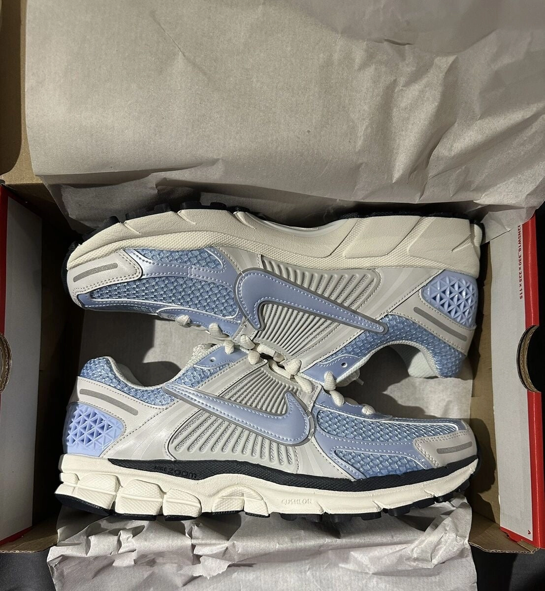 Asics Gel Pursue 4 Running Shoes T859n Nike Zoom Vomero 5  Lallure technique devenue icne lifestyle