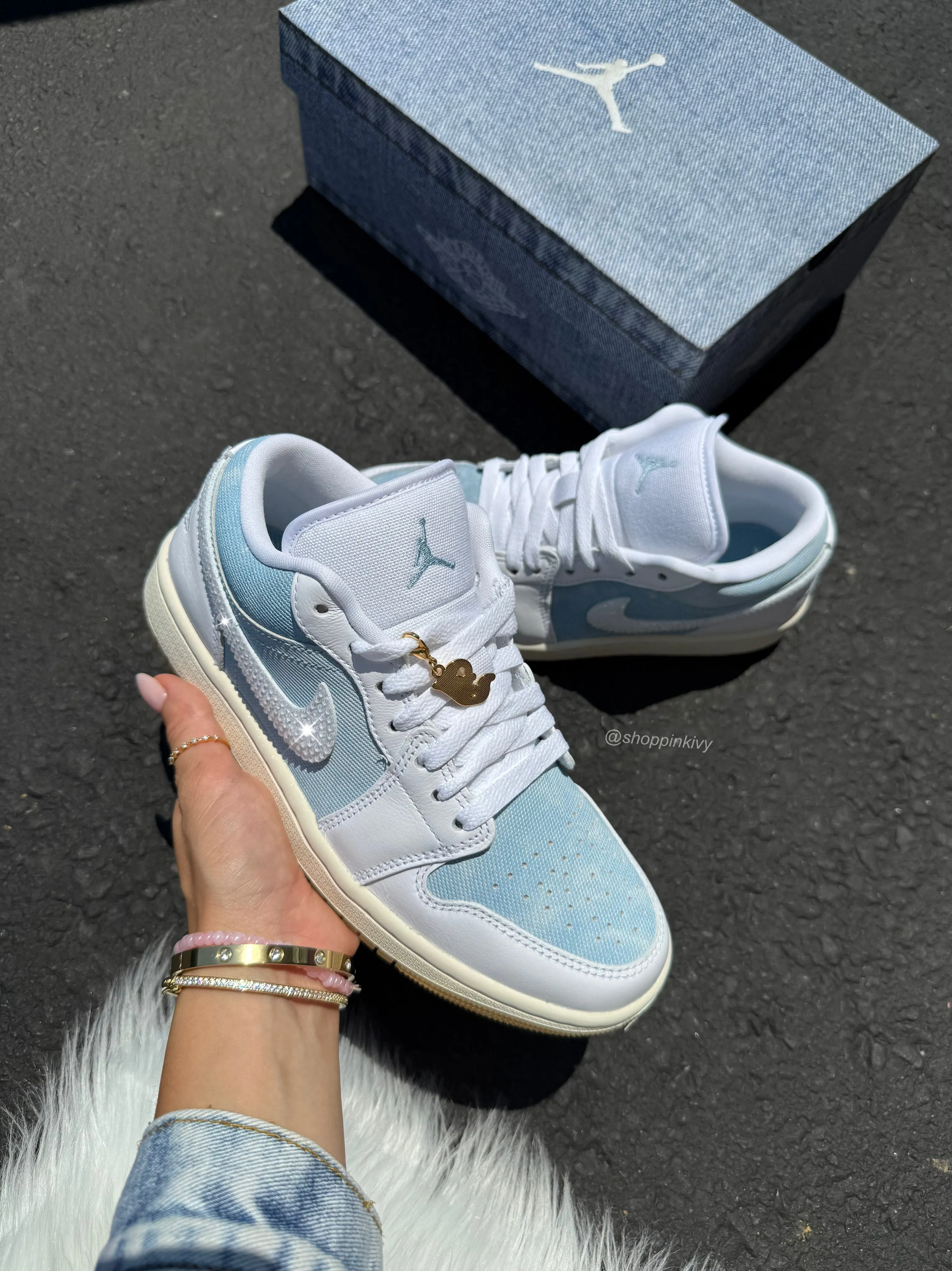 NEWDenim Special Edition Swarovski Womens Air Jordan 1 Low Shoes Adidas Football Shoes High Ankle