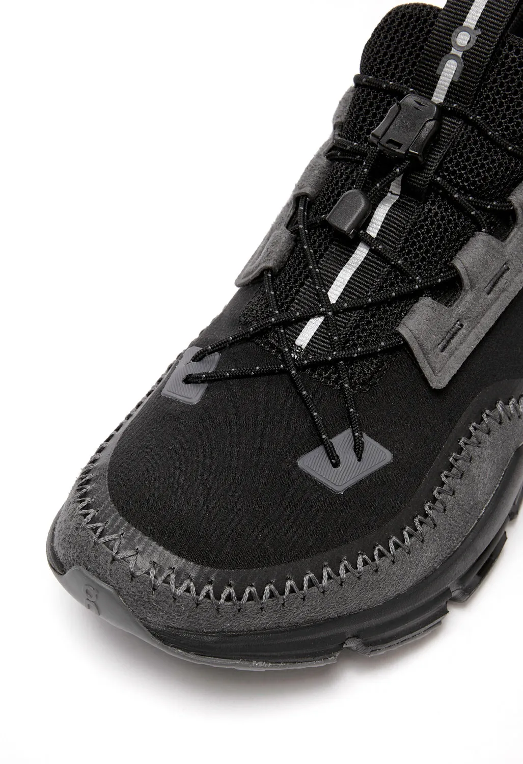 Trail Mud Running Shoes On Cloudaway Women's Shoes - Black / Rock