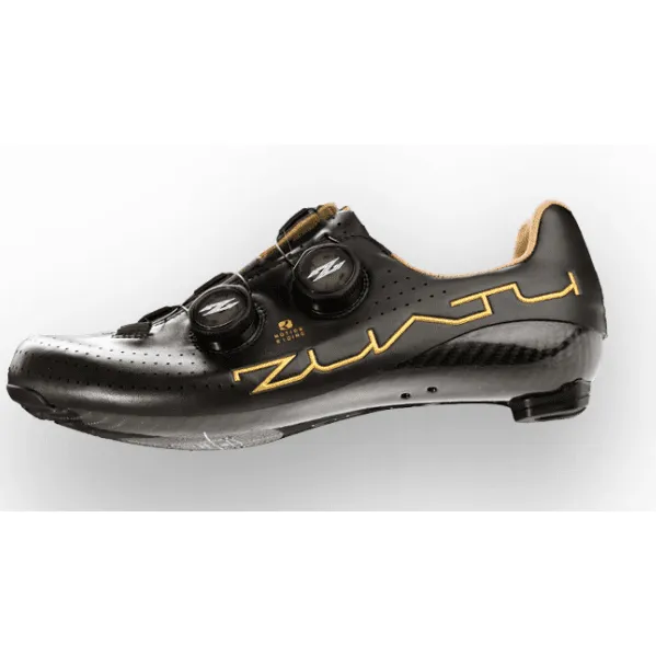 X1 Climbing ZUATU Z001 Cycling Shoes for top athletes specializing in carbon fiber technology